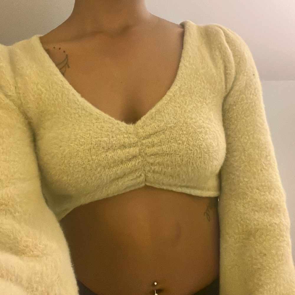 Cute fuzzy Summer/Winter Crop top - Picture 3 of 3